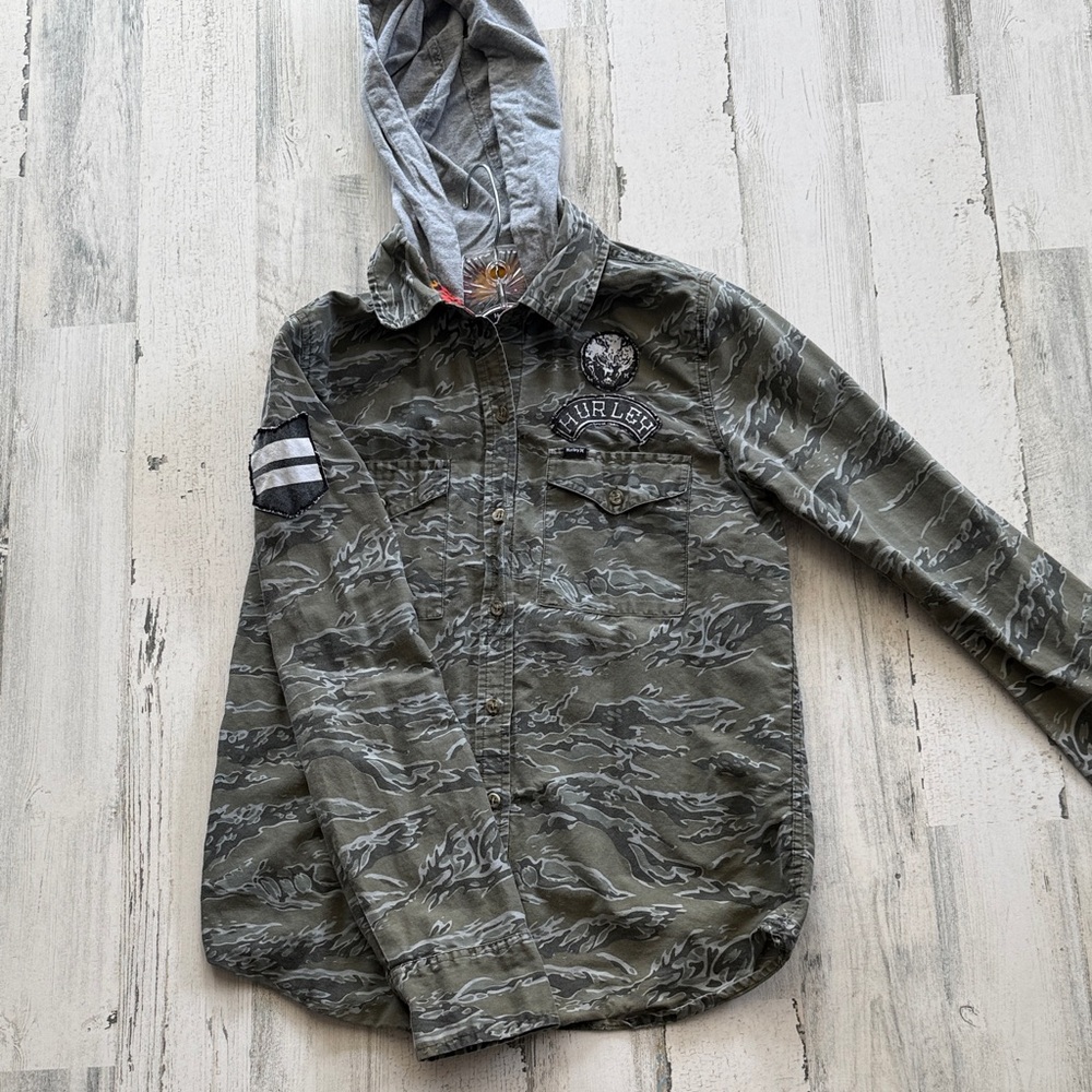 Hurley  Camouflage Hooded Shirt with patch work.